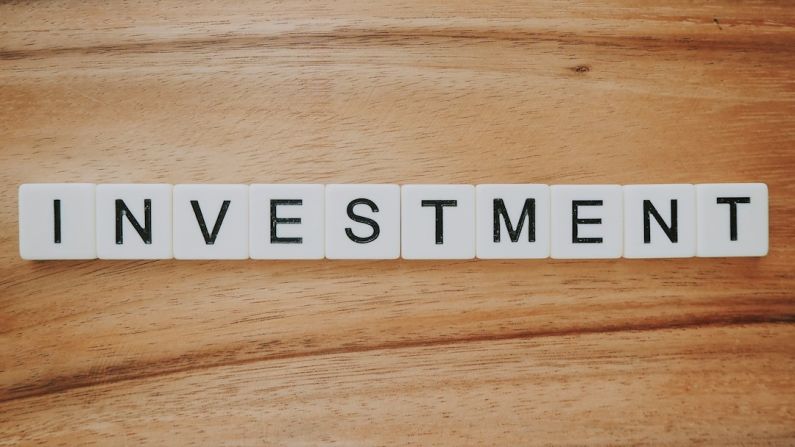 Invest - Investment Scrabble text